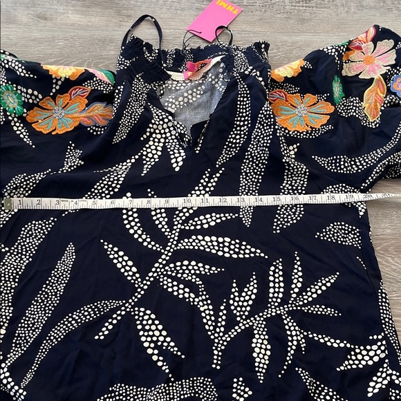 THML Blue Blouse with Colorful Embroidery New with tag Sizes Medium - Picture 8 of 12